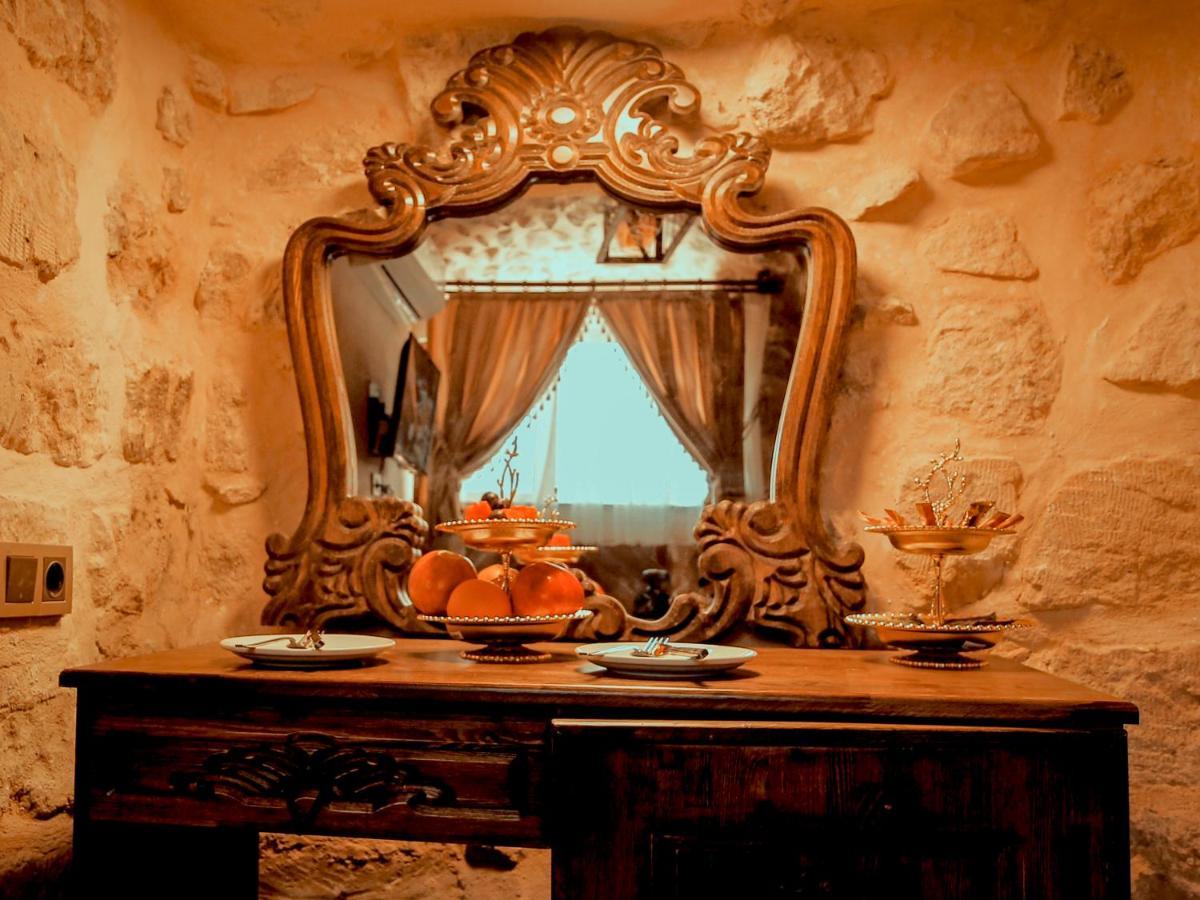 Carra Konagi Hotel Mardin Bagian luar foto