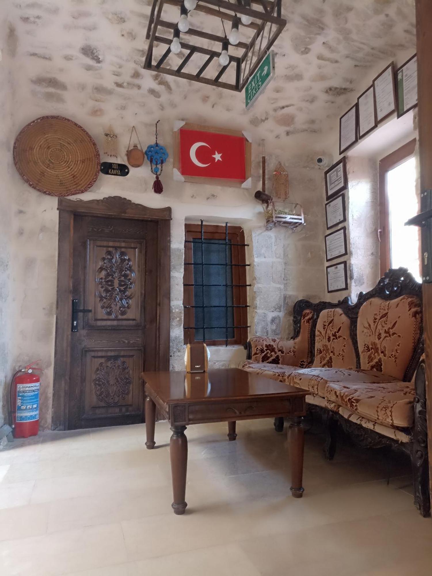 Carra Konagi Hotel Mardin Bagian luar foto