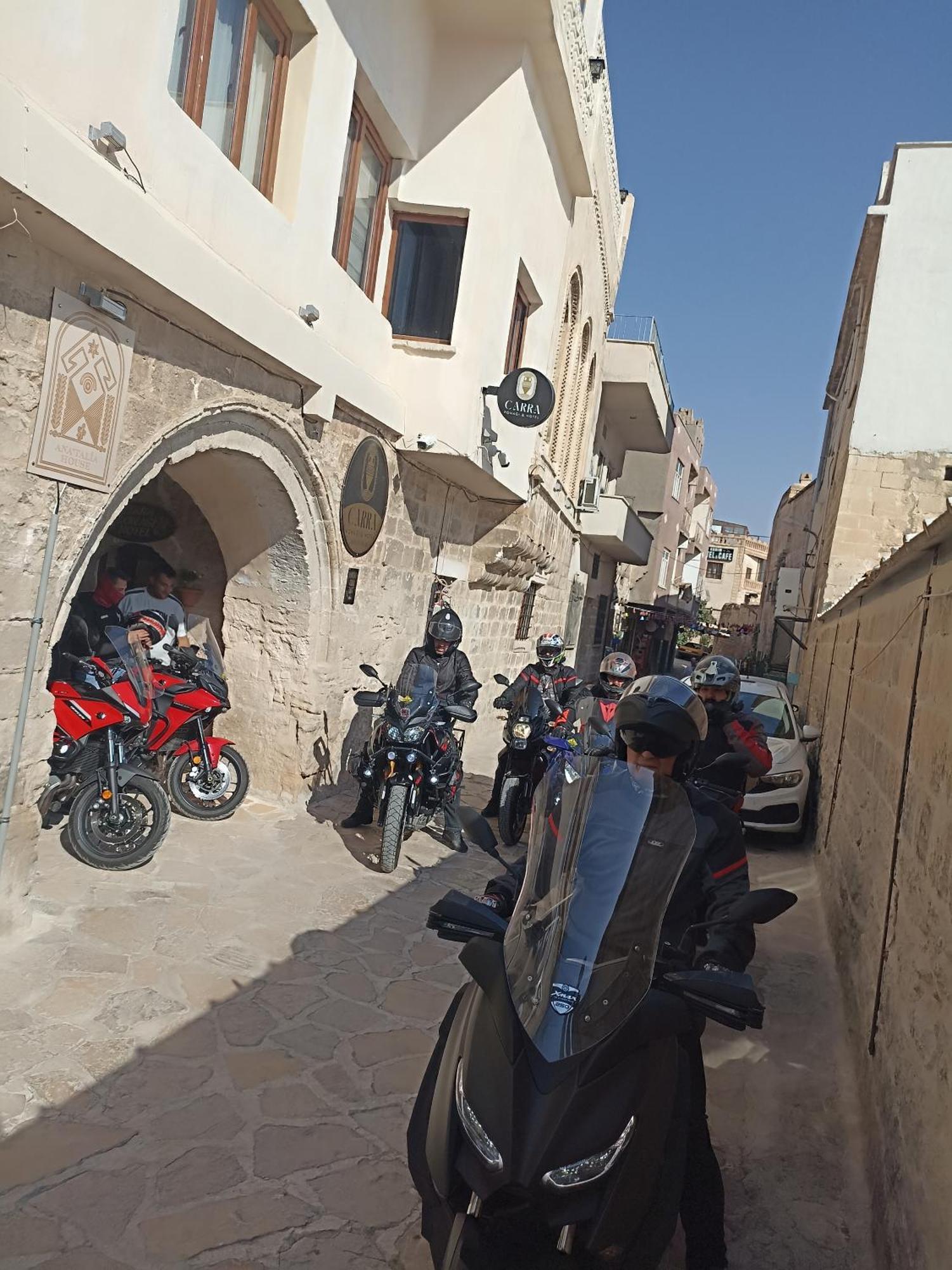 Carra Konagi Hotel Mardin Bagian luar foto