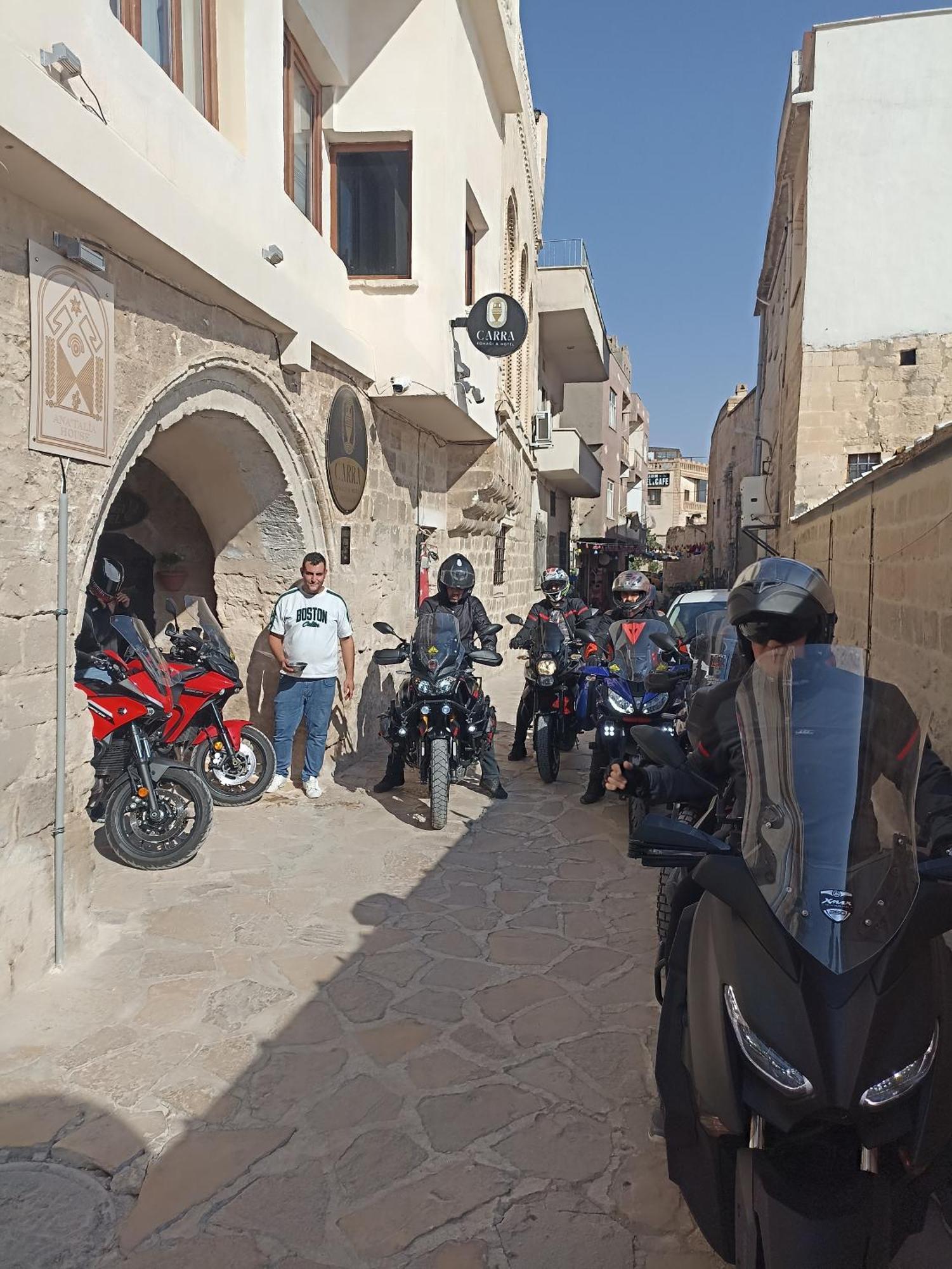 Carra Konagi Hotel Mardin Bagian luar foto