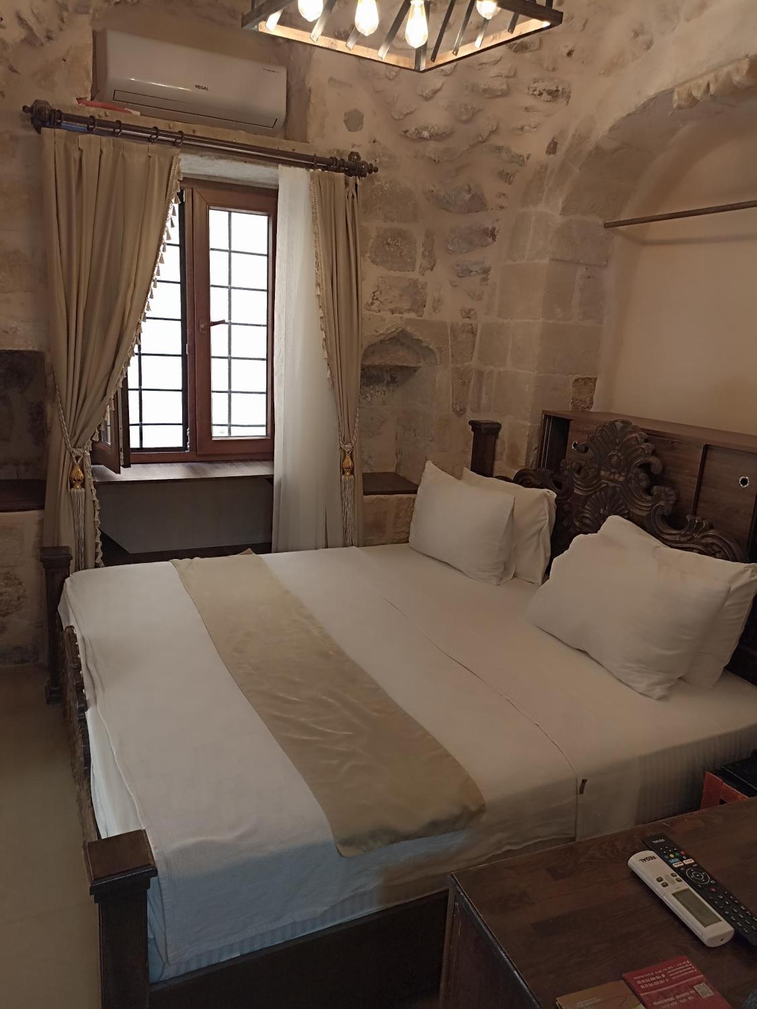 Carra Konagi Hotel Mardin Bagian luar foto