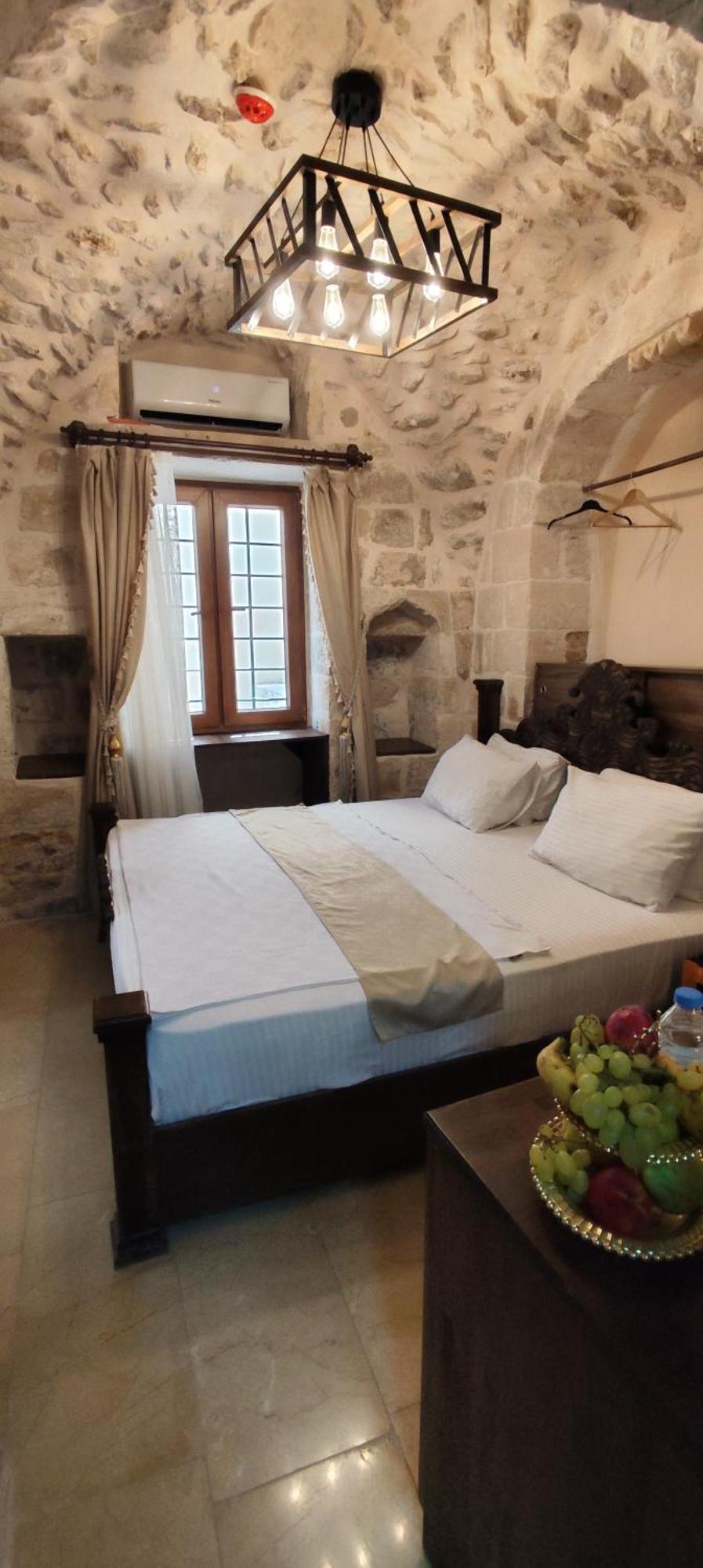 Carra Konagi Hotel Mardin Bagian luar foto