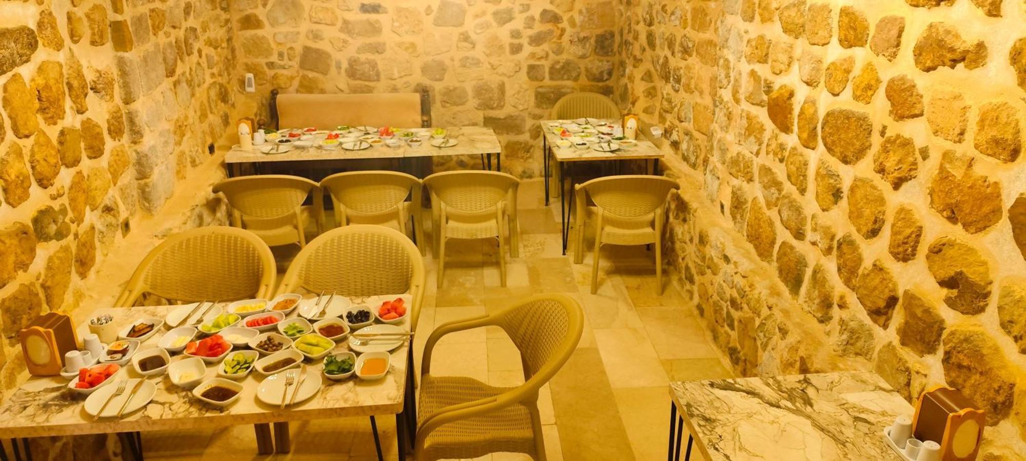 Carra Konagi Hotel Mardin Bagian luar foto